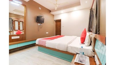 OYO 26781 Hotel Raghupati